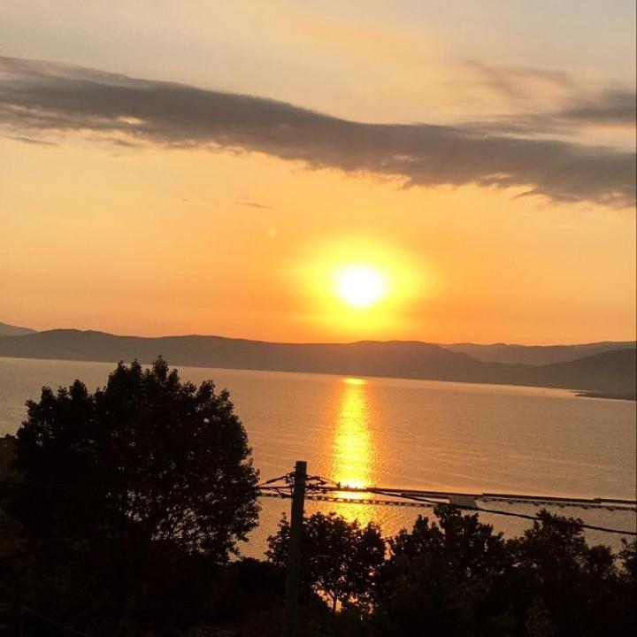 Hotel Limni Áyios Pandeleḯmon Dış mekan fotoğraf